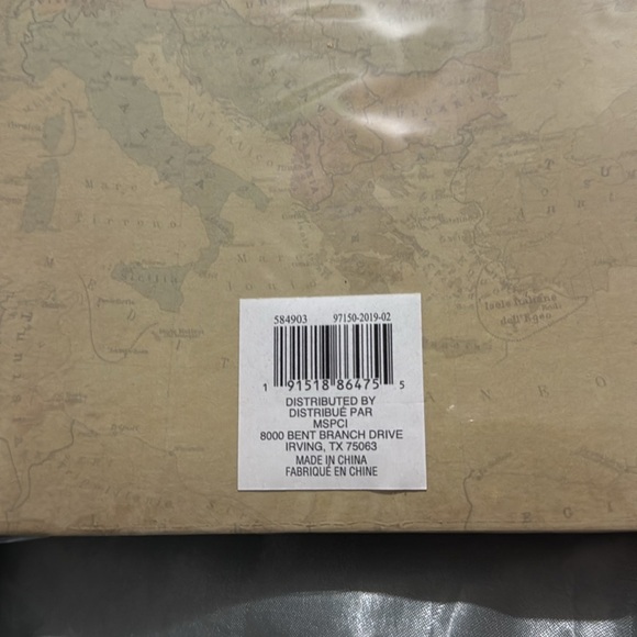 Scrapbook Album 40 Pages CraftSmart Scrapbooking Craft Arts Book New World Map - Picture 9 of 12